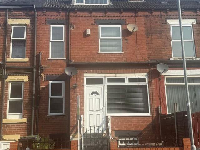 Vinery View, Leeds LS9, 2 bed terraced house to rent, £900 pcm | PrimeLocation