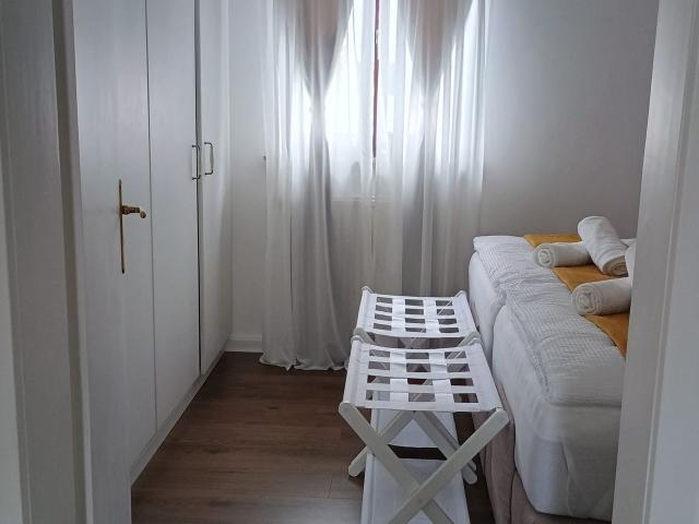 VinhMinh Homes Apartment in Hattingen – Central, Free Parking, Wi Fi, Workspace, Garden Access, Hattingen Amsterdam Apartments for Rent