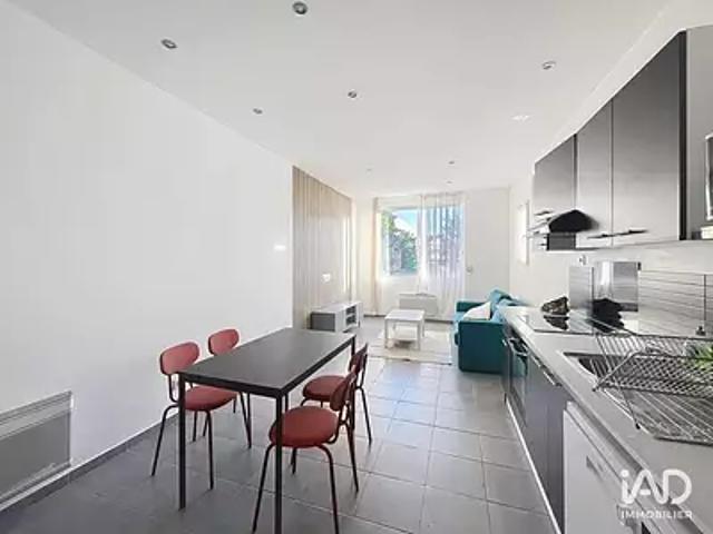 Vinon sur Verdon 83560 Location maison 2 pièces t2 terrasse garage