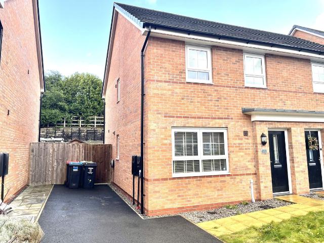 Violet Grove, Northwich CW8, 3 bed property to rent, £1,250 pcm | PrimeLocation