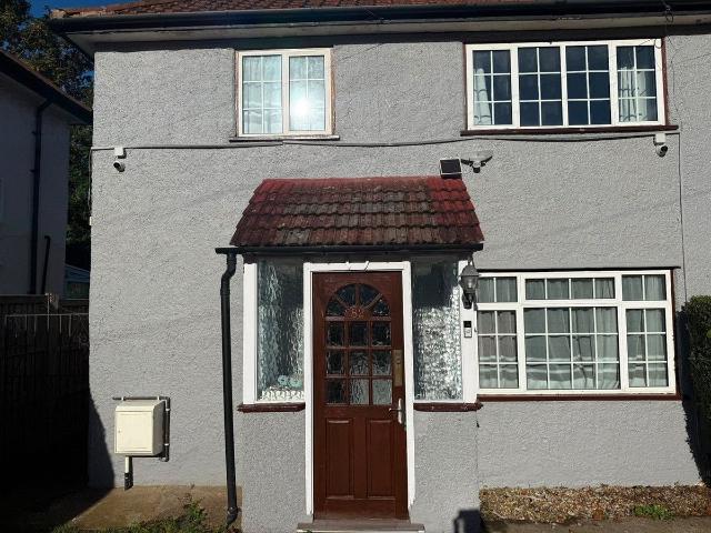 Violet Lane, London CR0, 3 bed semi detached house to rent, £2,900 pcm | PrimeLocation