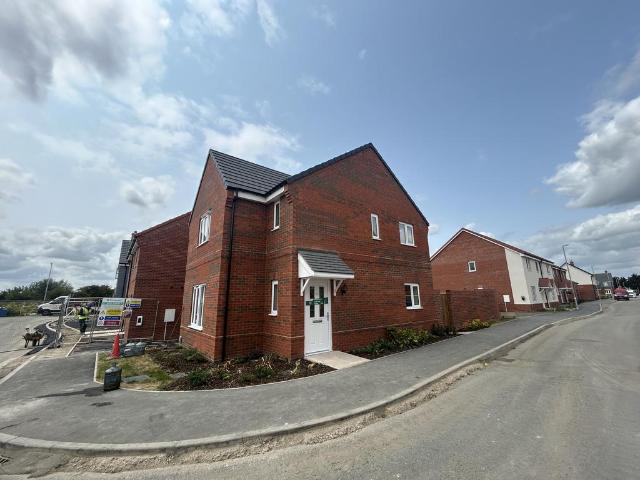 Violet Street, Lakenheath, BRANDON 3 bed house to rent £1,685 pcm £389 pw