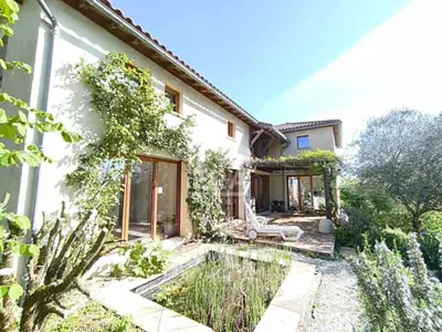 Viazac 46100 Achat / Vente maison 8 pièces t8