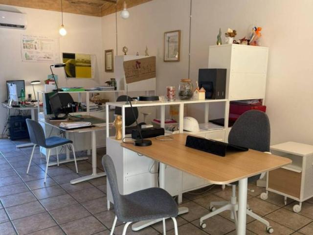 via 3 novembre monolocale 61mq