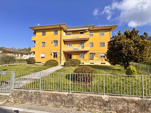 via 4 novembre 38 7 vani 125mq