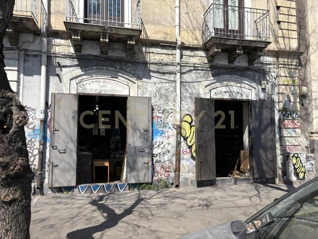 Via 6 Aprile 61 bilocale 118mq