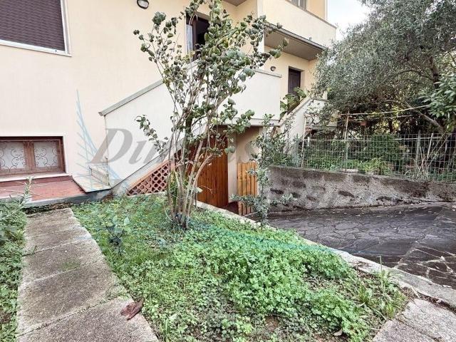 Via C. Pascarella 5 vani 110mq