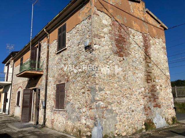 Via Colombera 28 trilocale 80mq