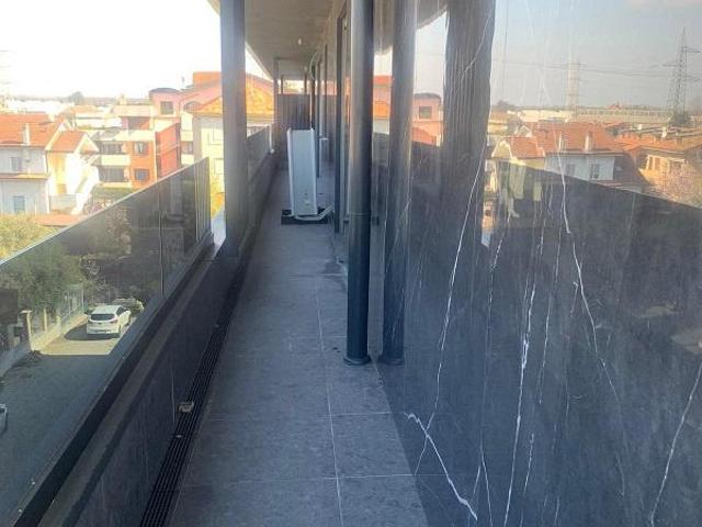 VIA COPERNICO trilocale 120mq