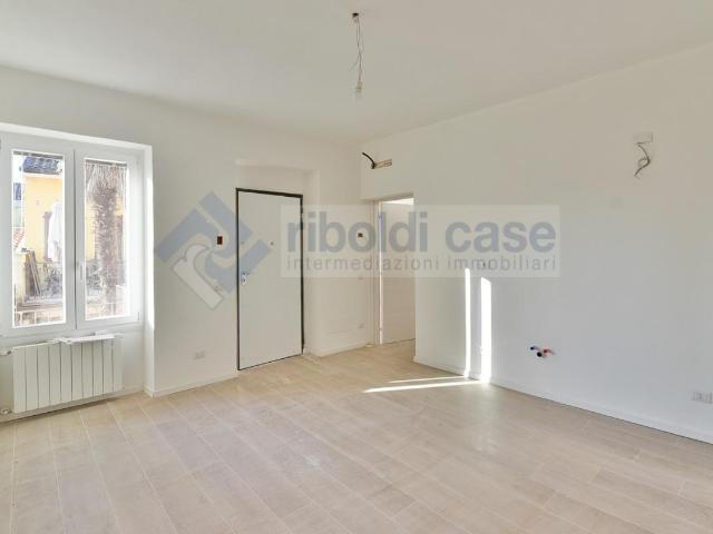 VIA CAVOUR trilocale 80mq