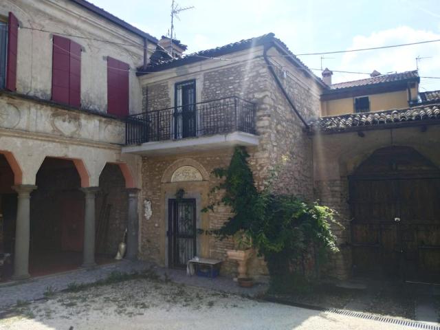 Via Cavour, 15, 25030 Adro BS quadrilocale 150mq