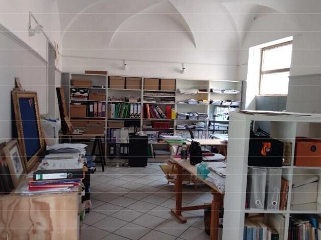 Via Cavour 5 monolocale 60mq