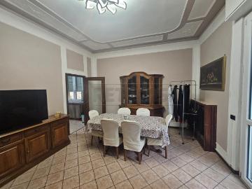 Via Caduti del Borgo quadrilocale 150mq
