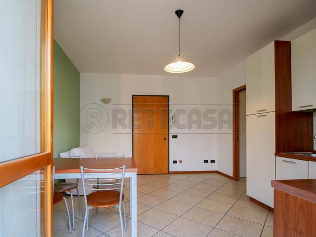 Via Caffo 70 bilocale 62mq