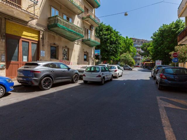Via Cagliari 123 5 vani 111mq