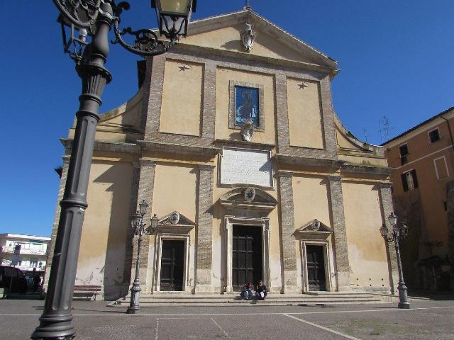 Via Camillo Benso Conte di Cavour 32 quadrilocale 80mq