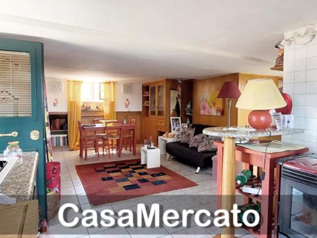 Via Campi d´Annibale bilocale 65mq
