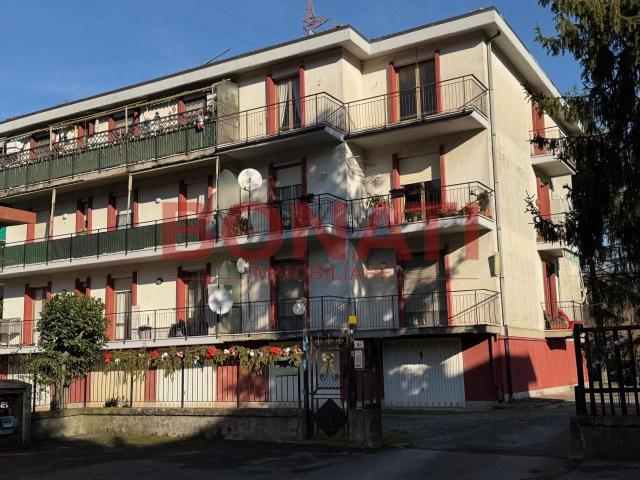 Via Canaia 16 5 vani 138mq