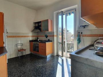 Via Cantore 30 6 vani 83mq
