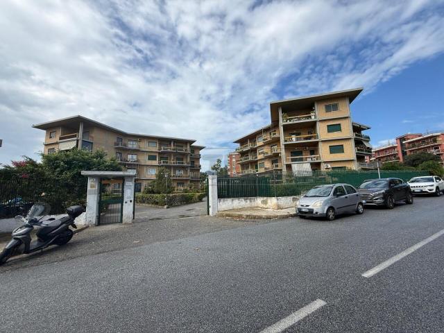 Via Cappellani 6 5 vani 150mq