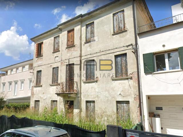 via Carini monolocale 350mq