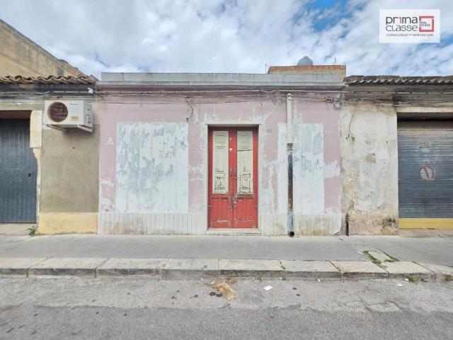 Via Carlo Pisacane Centro bilocale 49mq