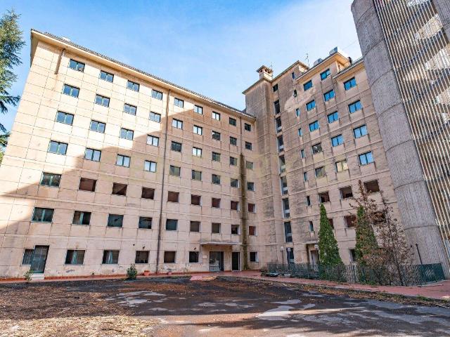 Palazzo Via Cassone 75 75 vani 4500mq