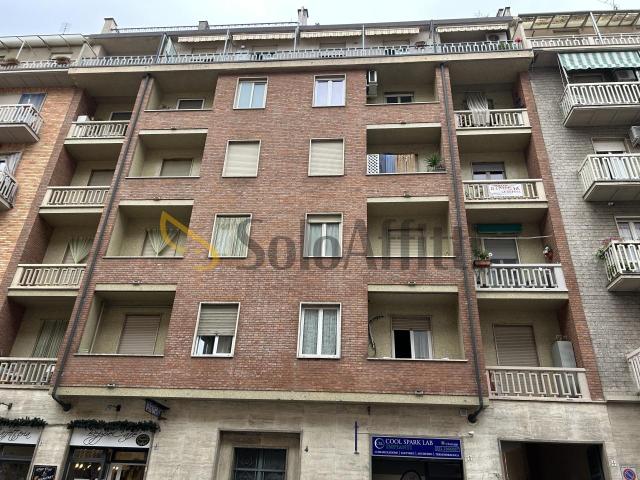 Via Castagnevizza 4 bilocale 55mq
