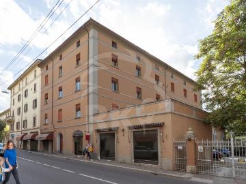 via Castiglione 91 79 monolocale 44mq