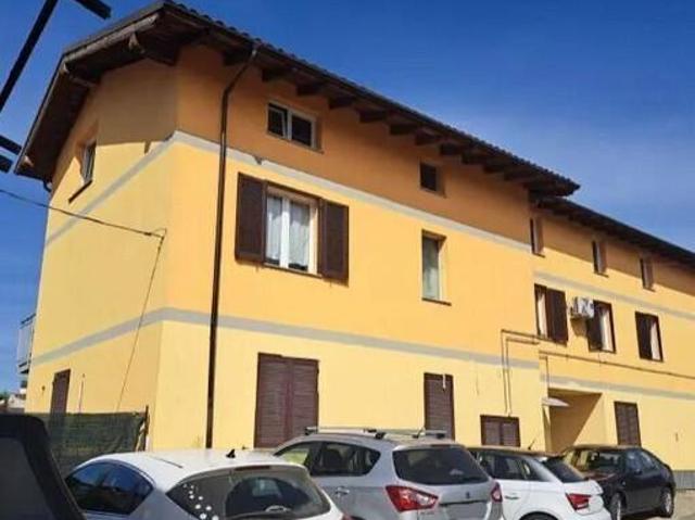 Via Cesare Viazzi 7 trilocale 116mq