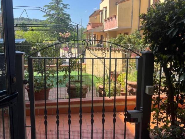 Via Chiantigiana 85mq