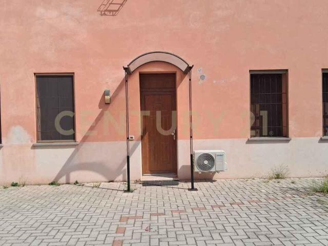 Via Chioggiano 47 5 vani 145mq