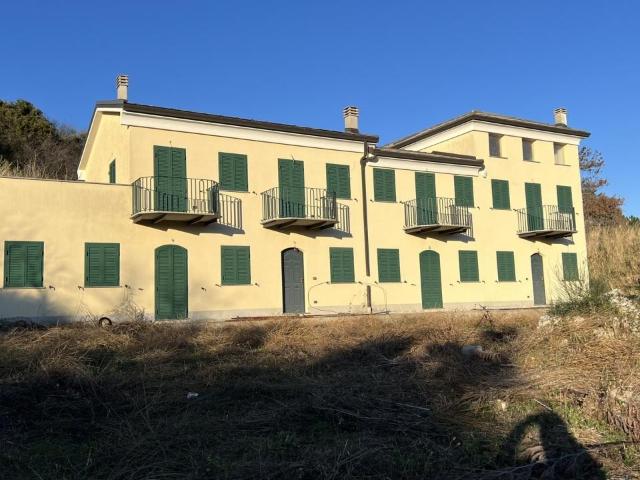 Via Ciantagalletto 33 18 vani 550mq