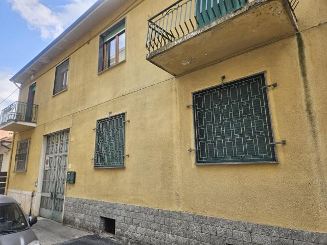 Via Cristoforo Colombo 66 quadrilocale 120mq