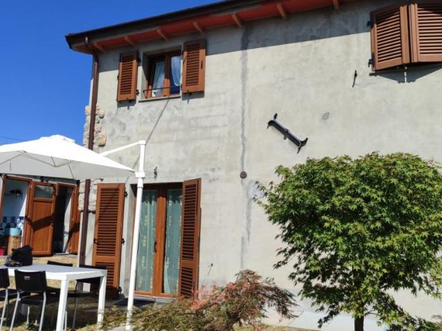 via croce di stazzana quadrilocale 100mq