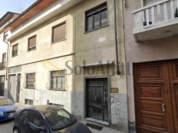 Via Cumiana 44 trilocale 80mq