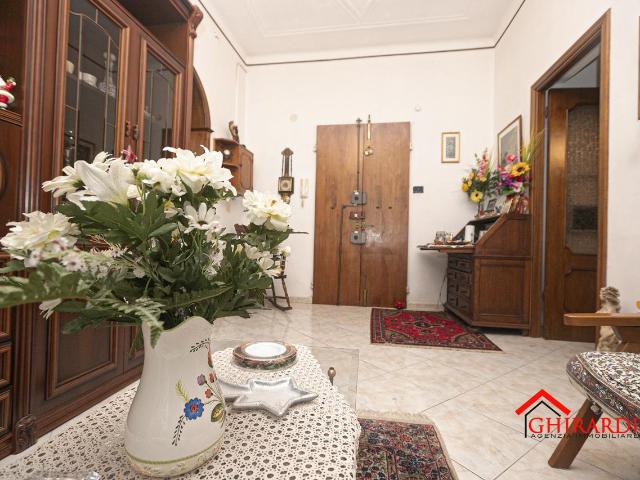 Via Antonio Canobbio 1 6 vani 100mq