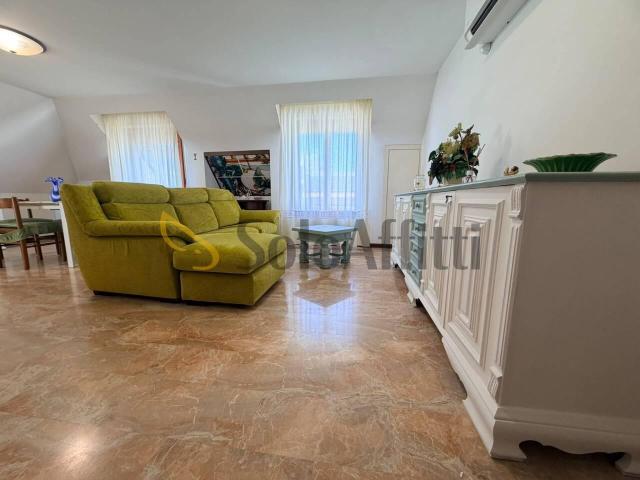 Via Antonio Fogazzaro quadrilocale 100mq