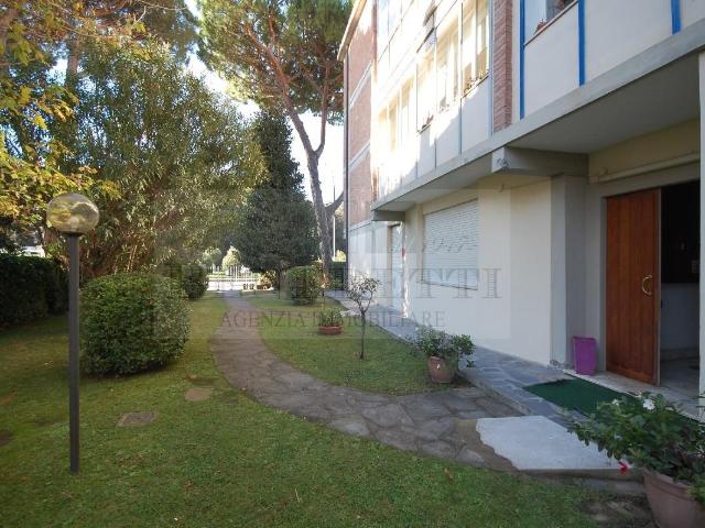 Via Antonio Fratti 986 7 vani 140mq