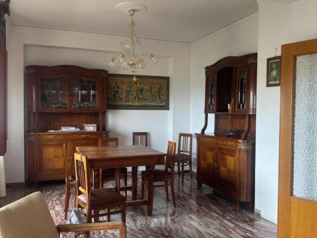 Via Antonio Gramsci 30 6 vani 179mq
