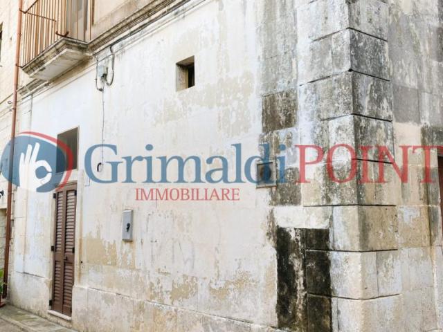 Via Antonio Manco 14 bilocale 50mq