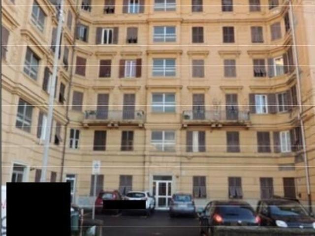 Via Antonio Pellegrini 11 5 vani 68mq