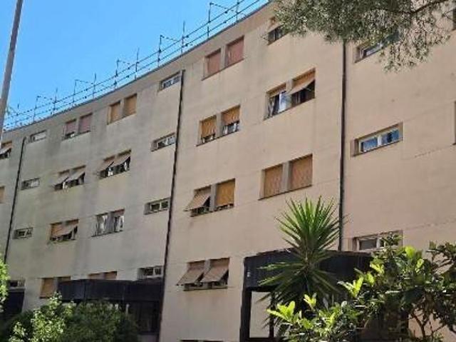 Via Antonio Sant´Elia 104 5 vani 106mq