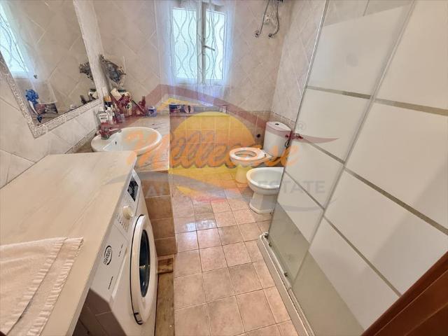 Via Agatocle 84 quadrilocale 98mq
