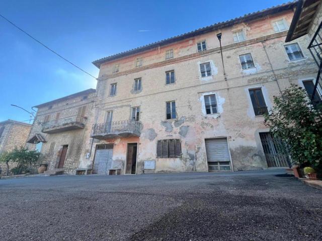 via albanella 8 8 vani 190mq