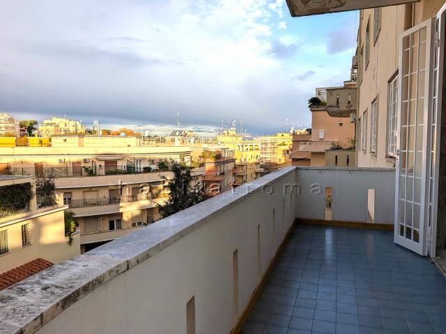 Via Alberto Caroncini