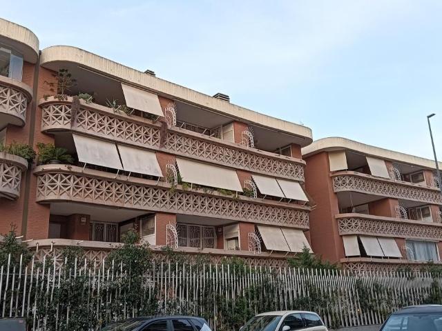 Via Alberto Moravia 112 bilocale 60mq