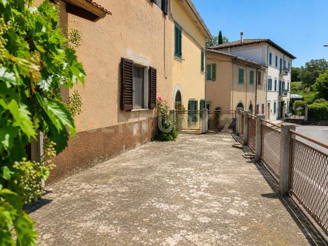 Via Aldobrandeschi 53 6 vani 123mq