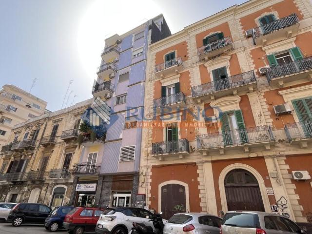 Via Alessandro Maria Calefati 368 quadrilocale 140mq