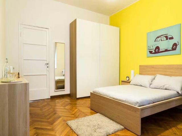 Via Alfredo Campanini, Milan, Lombardy 20124